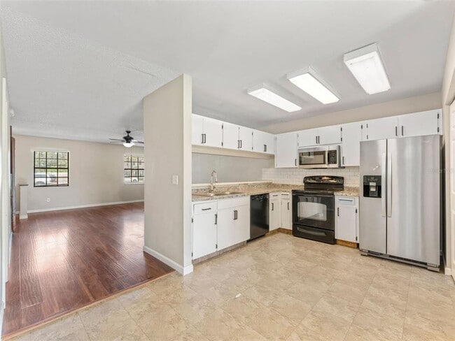 Building Photo - 5321 Abinger Ct