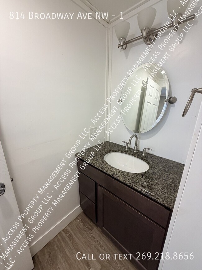 Building Photo - 814 Broadway Ave NW