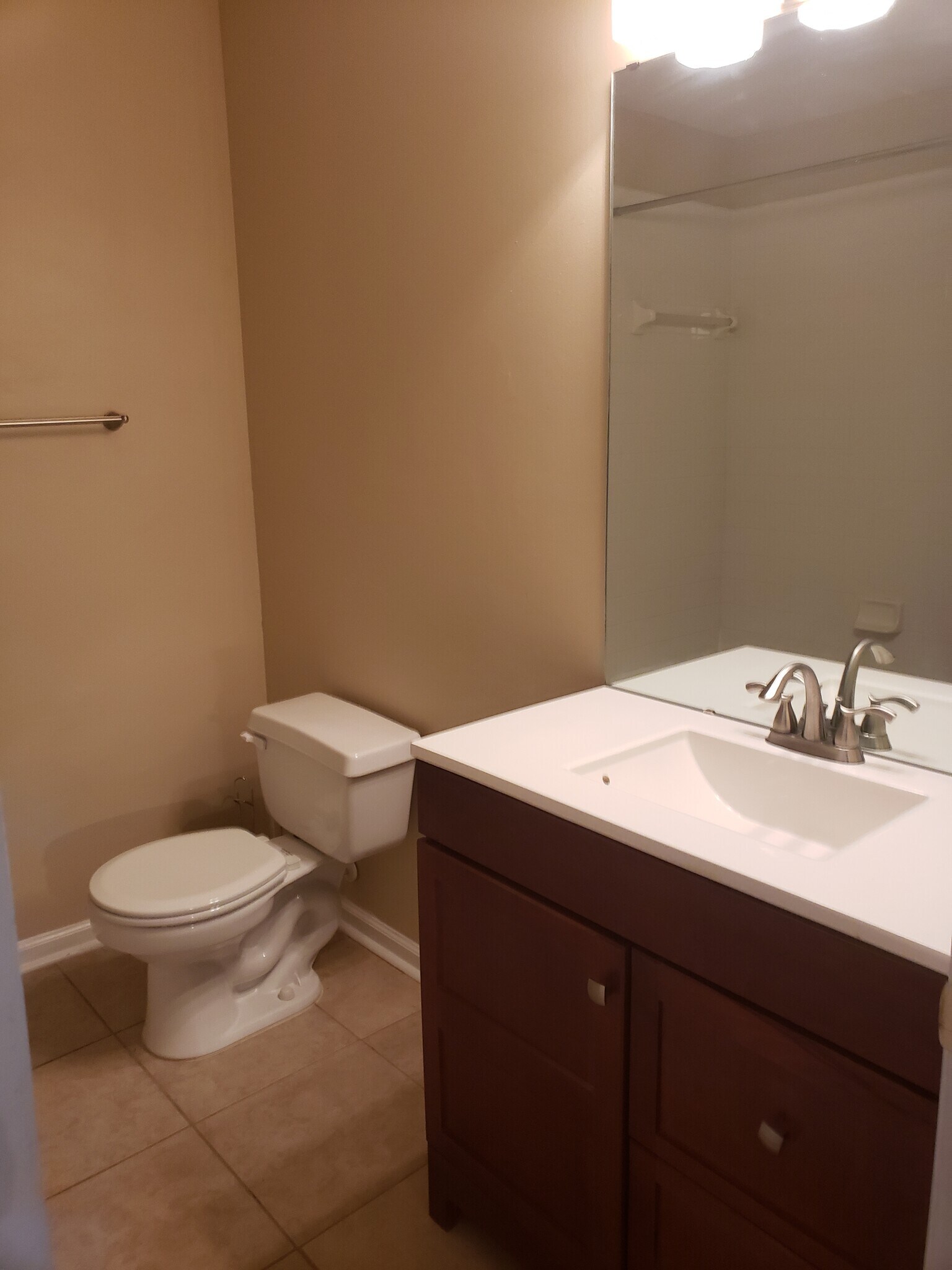 2nd Floor - Full Bath - 8231 Hempshire Pl