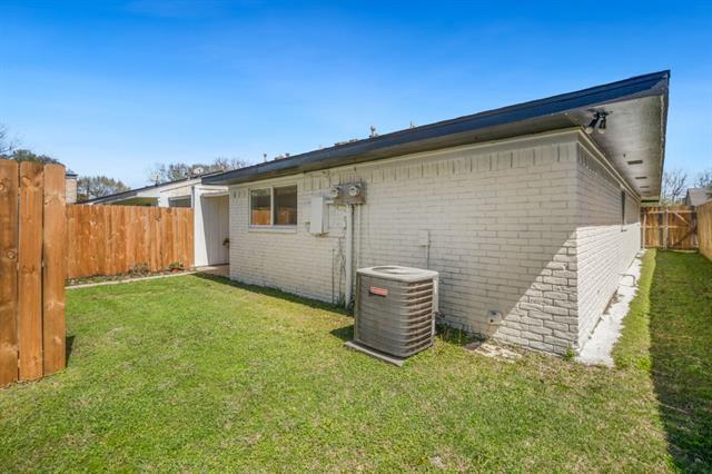 Building Photo - 310 Candlewood Pl