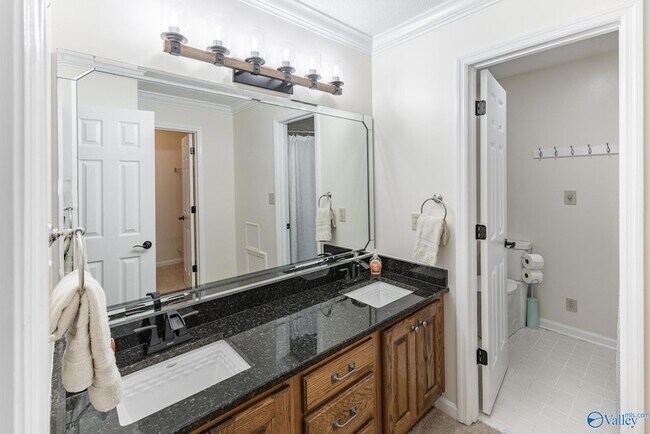 Building Photo - 10028 Meredith Ln SE