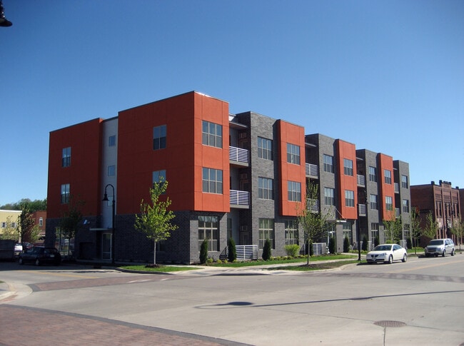Building Photo - 312 Wisconsin Street
