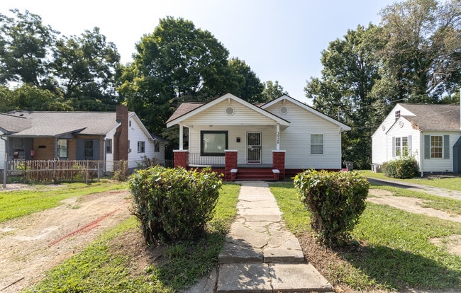 Building Photo - 3928 Porter Ave