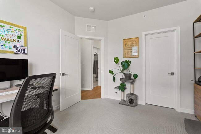 Building Photo - 7401 Backett Wood Ter