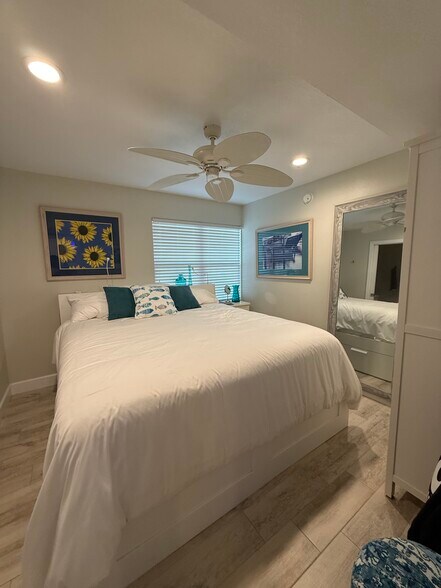 Building Photo - 30 SE Valare Ln