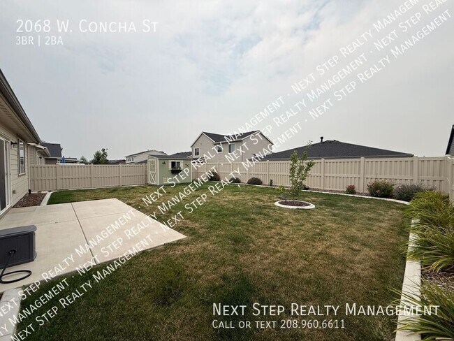 Building Photo - 2068 W Concha St
