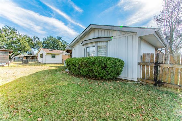 Building Photo - 213 Melinda Dr