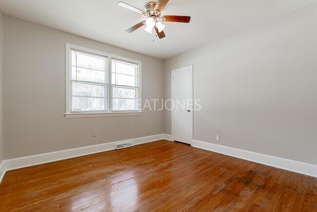 Building Photo - 1816 Leesburg Rd