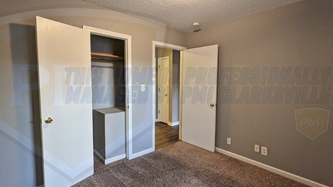 Building Photo - 1352 Chucker Dr