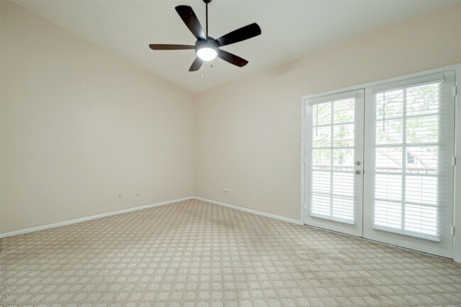 Building Photo - 2001 Bering Dr