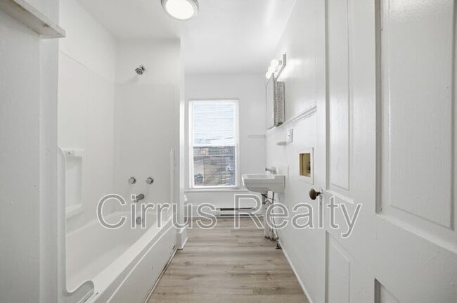 Building Photo - 133 North St