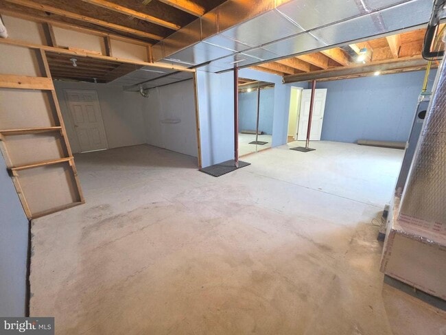 Building Photo - 109 Masters Ln