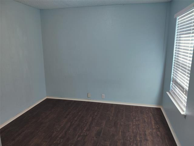 Building Photo - 1405 Anglican Dr