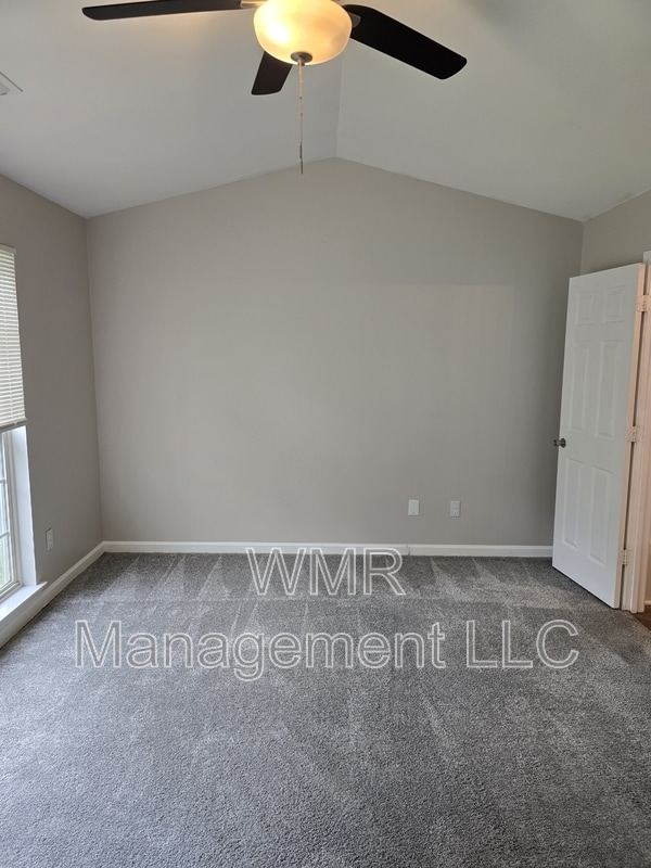 Building Photo - 7434 Stone Mountain Ct