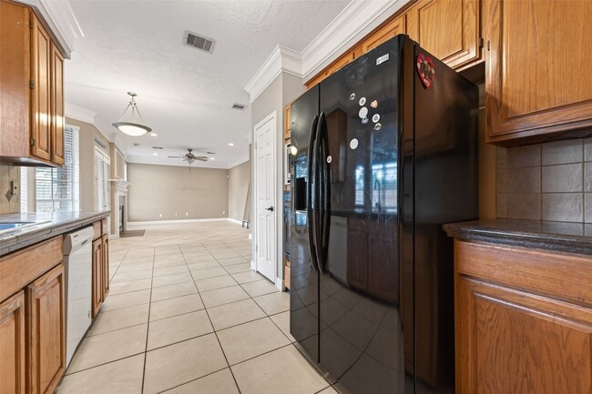 Building Photo - 7814 Millbrook Dr