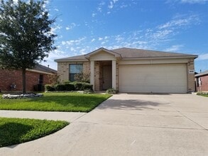 Building Photo - 15215 Benson Landing Dr