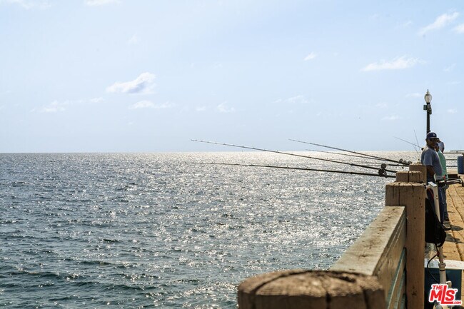 Building Photo - 1700 S Pacific Coast Hwy