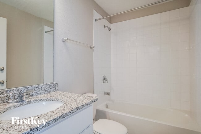 Building Photo - 349 S Haven Ct