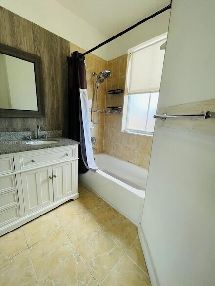 Building Photo - 27312 SW 138th Path