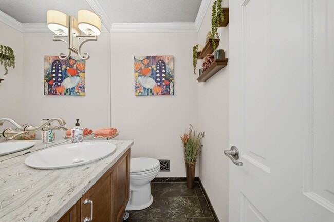 Building Photo - 1402 Trouville Ave