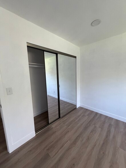 Building Photo - 1315 Ameluxen Ave