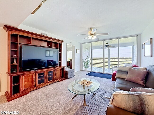 Building Photo - 15171 Cedarwood Ln