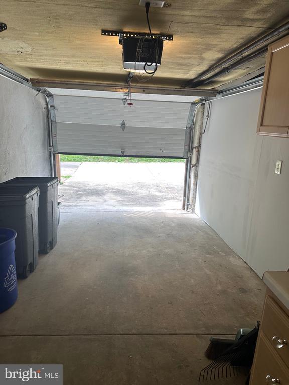 Building Photo - 2308 Highland Ave