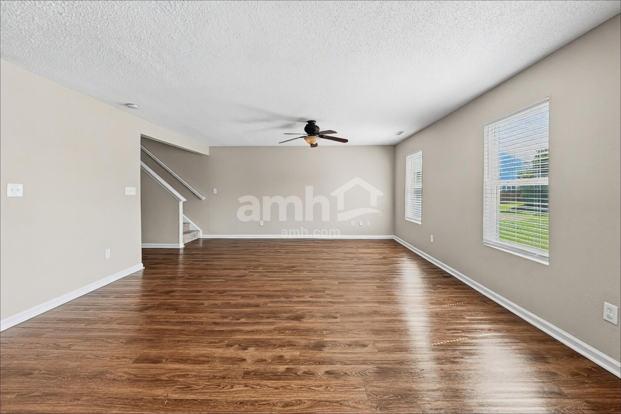 Building Photo - 19486 Prairie Crossing Dr