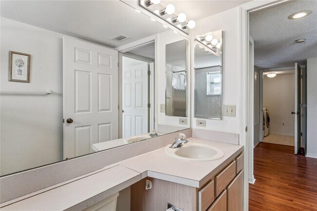 Building Photo - 2210 Utopian Dr E