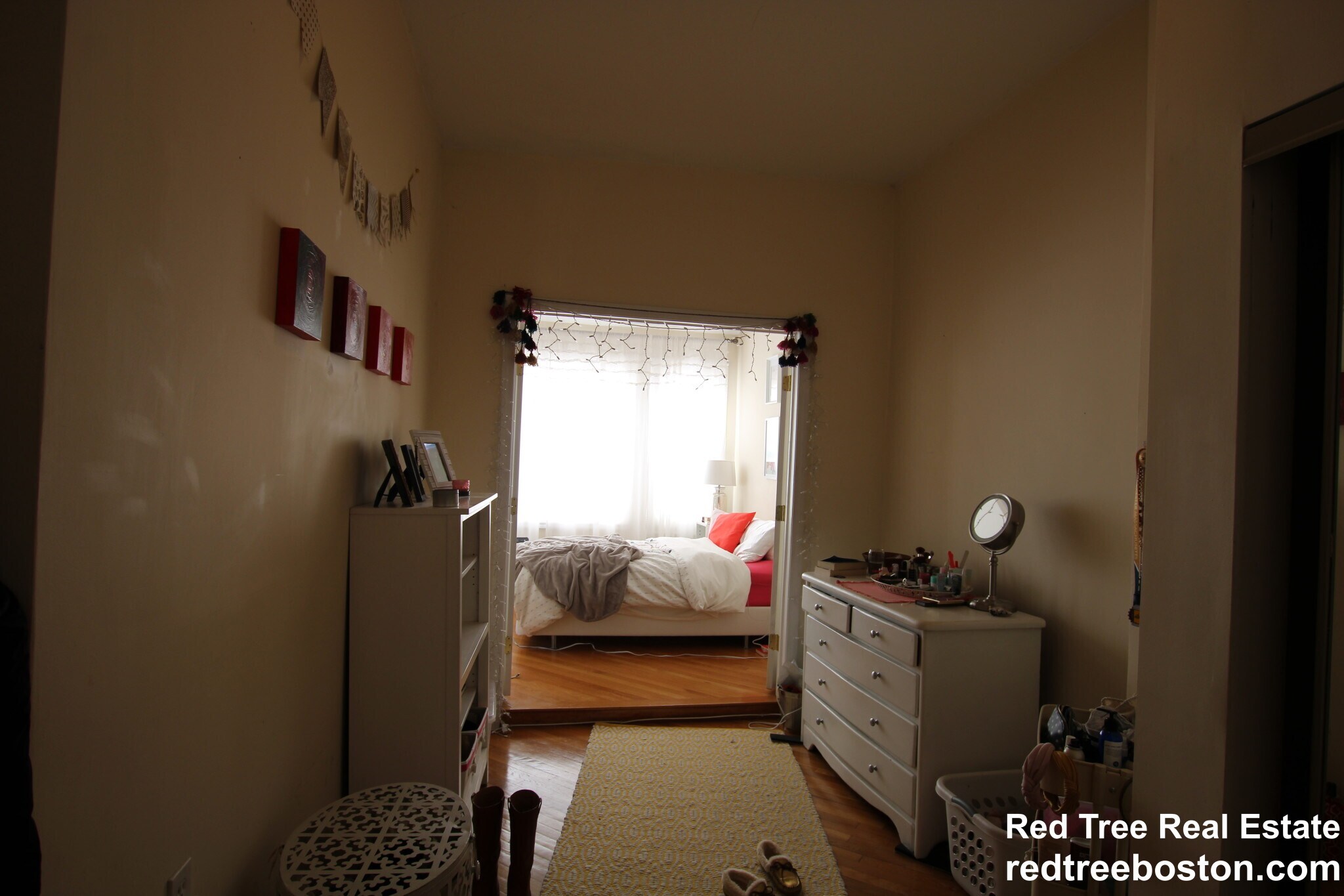 Building Photo - 1689 Beacon St