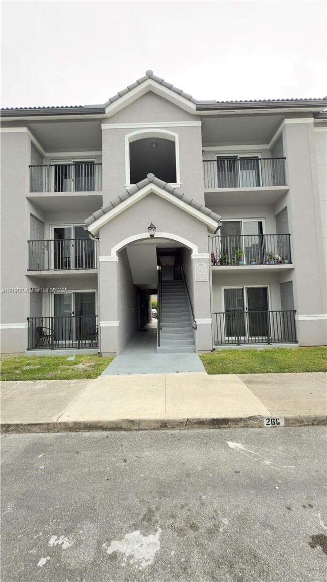 Primary Photo - 15430 SW 284th St