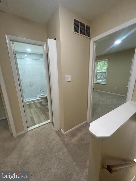 Building Photo - 9142 Lambskin Ln