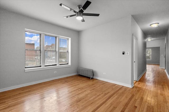 Building Photo - 2 bedroom in Chicago IL 60637