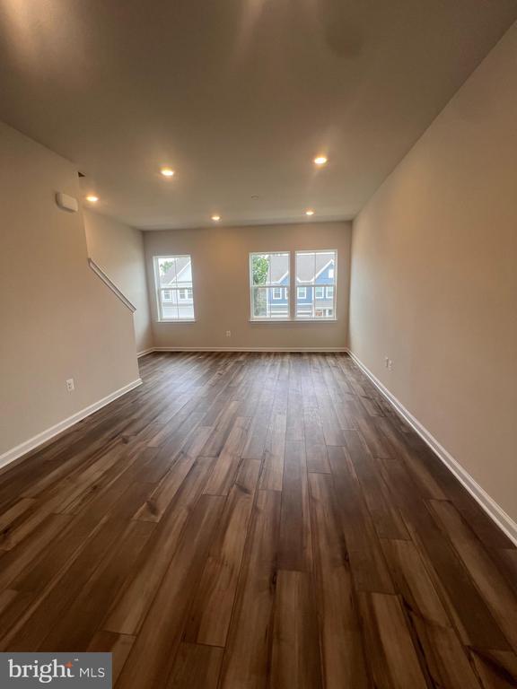 Building Photo - 311 Sandy Btm Cir