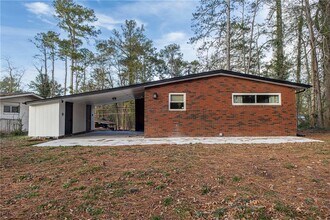 Building Photo - 201 Lydia Dr SE