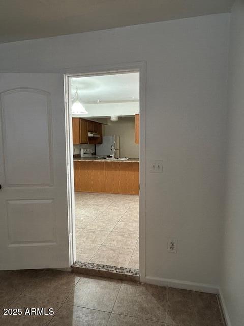 Building Photo - 1843 N Spring