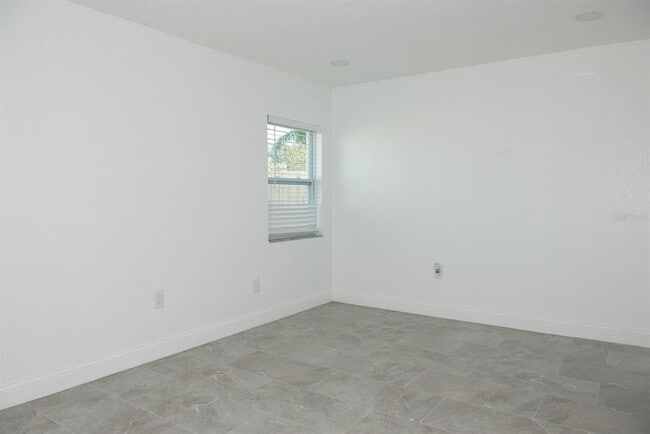 Building Photo - 11889 93rd Ave N