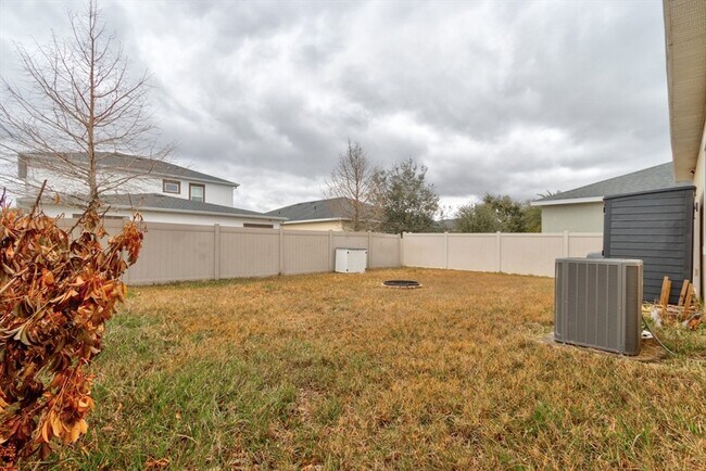 Building Photo - 5424 Estero Loop