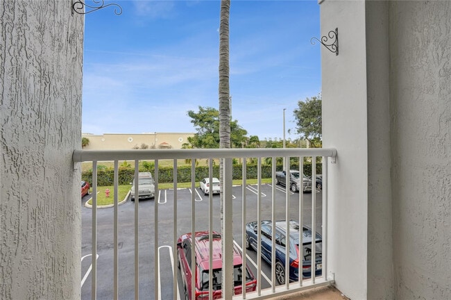 Building Photo - 2137 Shoma Dr