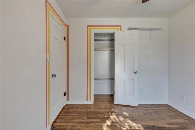 Building Photo - 4332 SE 22nd St
