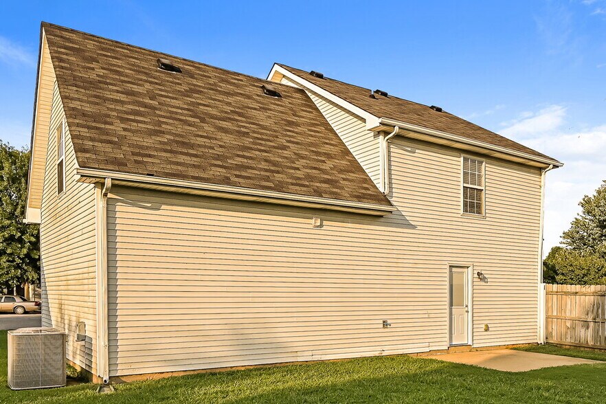 Building Photo - 3119 Swilly Ct