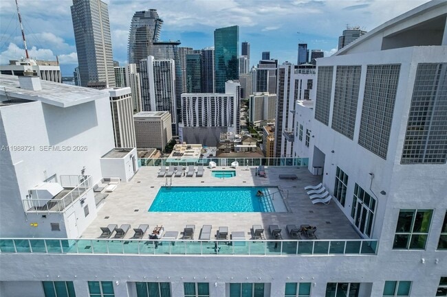 Building Photo - 133 NE 2nd Ave