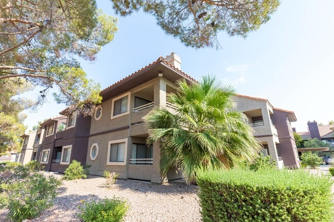Building Photo - Now Available for Rent 2 Bedroom at Vizcaya