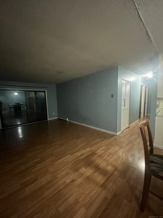 Building Photo - 72 Buddington Rd