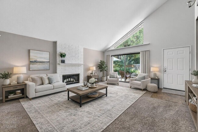 Building Photo - Gold River 2 Bedroom / Den, 2 Bathroom 1,600 Sqft. with Pool and Clubhouse For Lease.