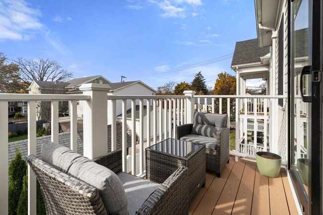 Building Photo - 30 Park St