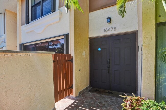 Building Photo - 16478 NE 27th Pl