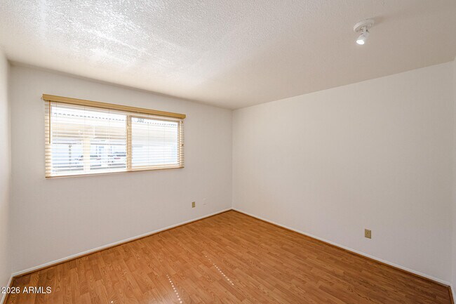 Building Photo - 8333 E Orange Blossom Ln