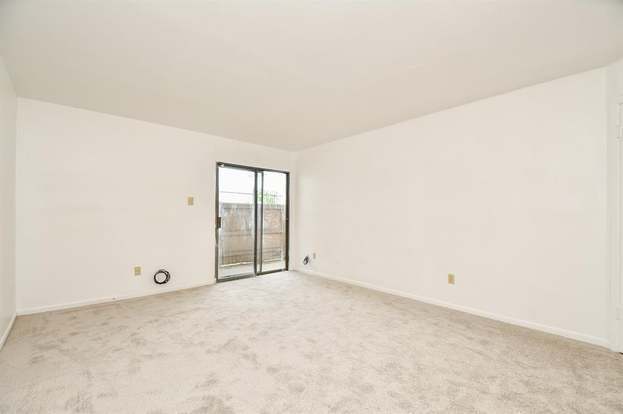 Building Photo - 8529 Hearth Dr