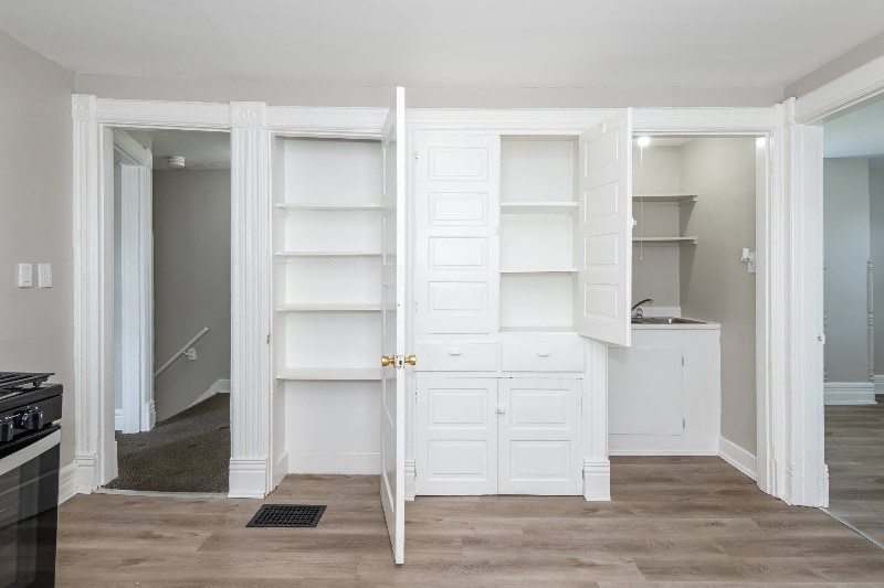 Building Photo - 115 E Foraker St